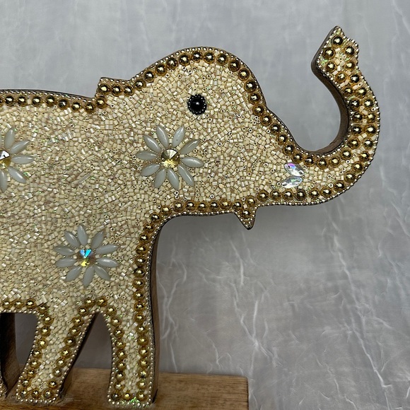 Home Decor Table Top Bead Embellished Wood Figurine Elephant Art Accent - Picture 9 of 16